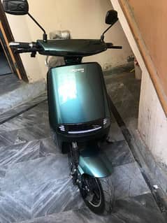 New scooty for urgent sale