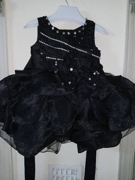 Fancy frock for baby girl (6-9 months) 1