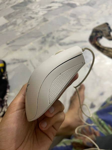 Death Adder Essential White Mouse For Sale 2