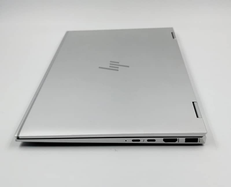 HP ELITEBOOK  1040 G7 CORE i7 10th GEN 16GB DDR4  / 256 SSD 5