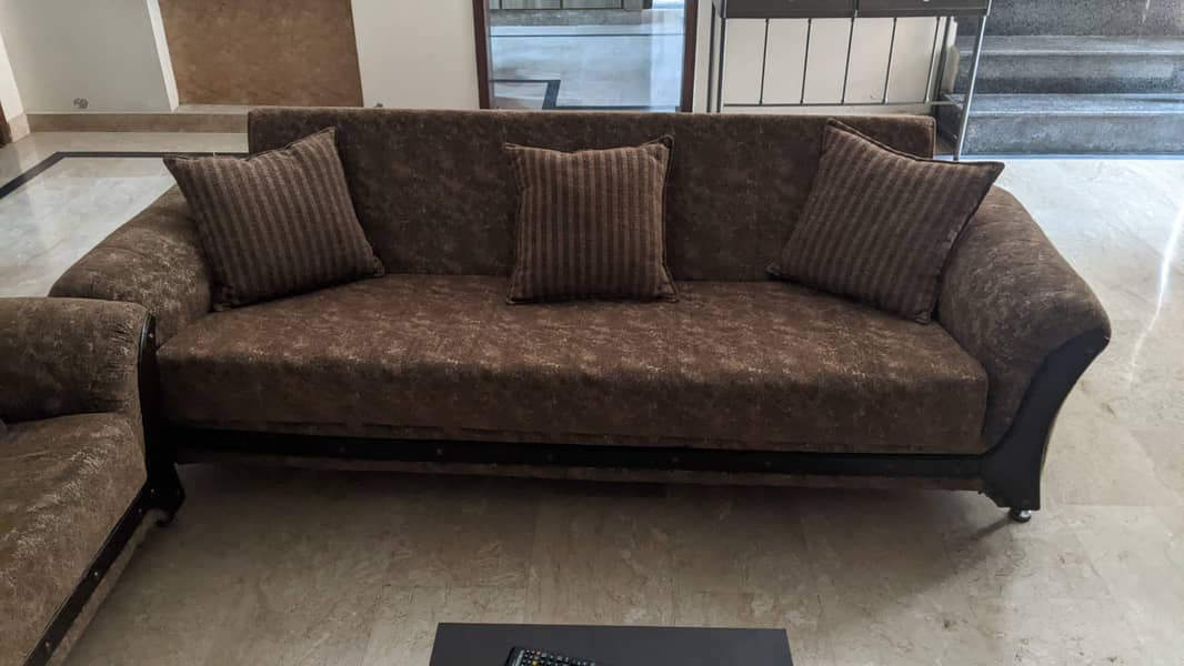 SOFA CUM BED CONDITION 9/10 NEW POSHISH 1