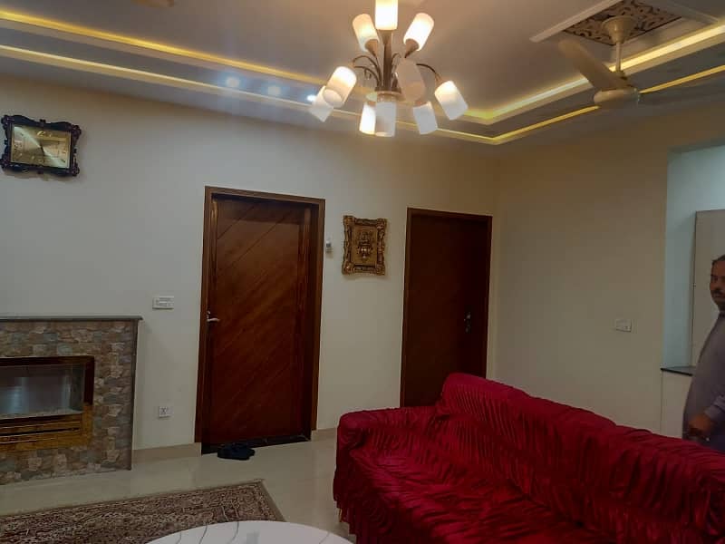 A Beautifull Luxury Ideal Location Fully Furnished 10 Marla Premium House Available For Rent 24