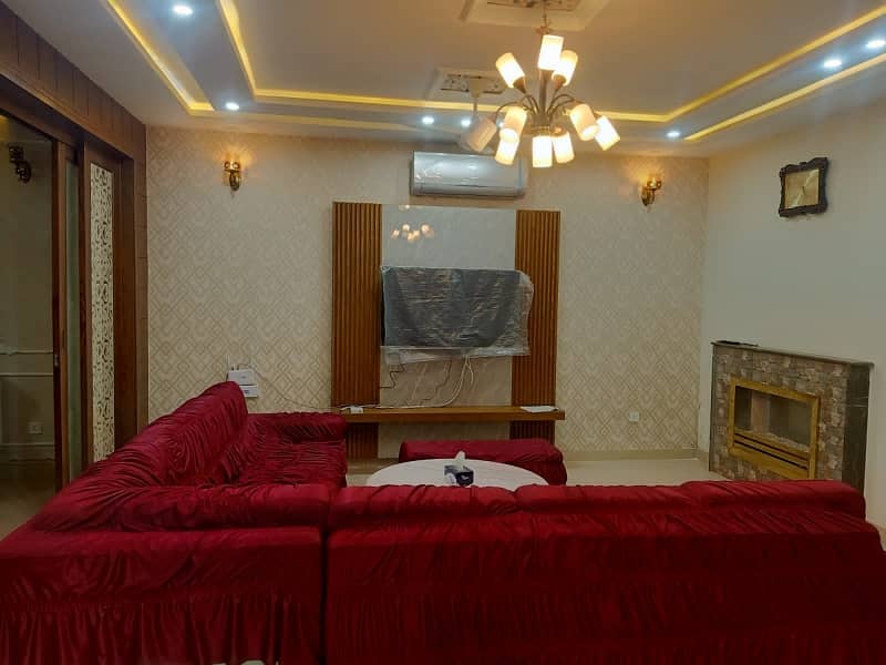 A Beautifull Luxury Ideal Location Fully Furnished 10 Marla Premium House Available For Rent 28