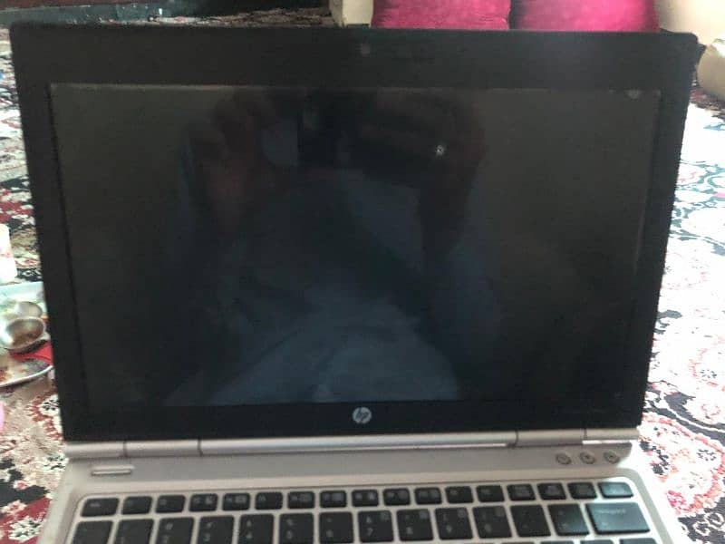 HP EliteBook 2570p 1