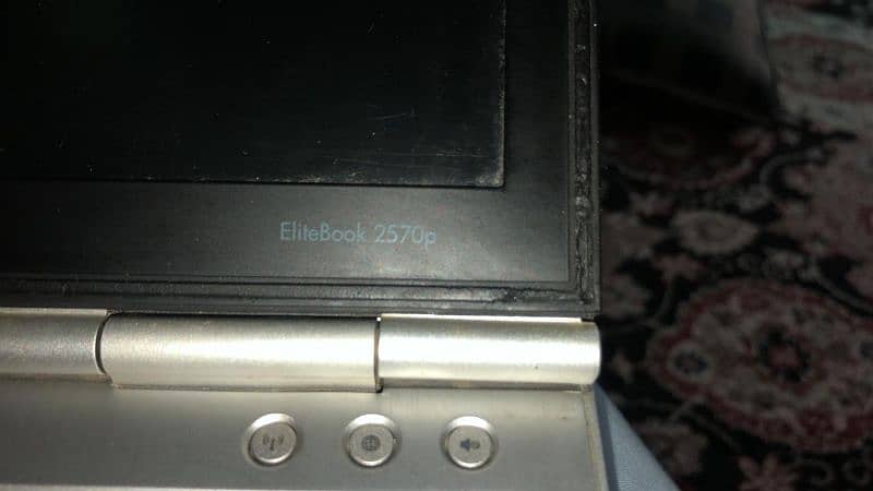 HP EliteBook 2570p 4