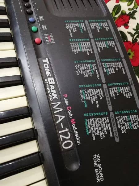 Casio tone bank keyboard MA-120 with Pulse Code Modulation 3