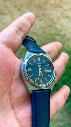 seiko 5 blue dial