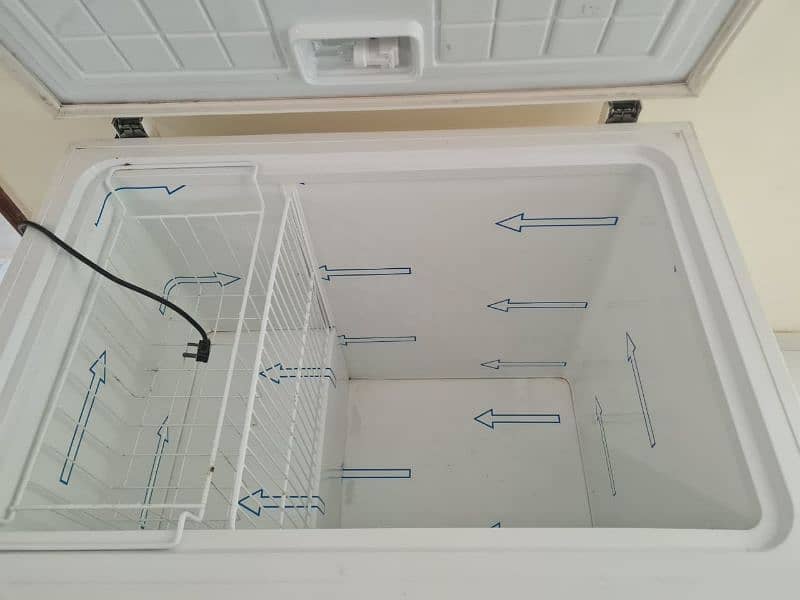 Deep Freezer ( Dawlance ) urgent sale 2