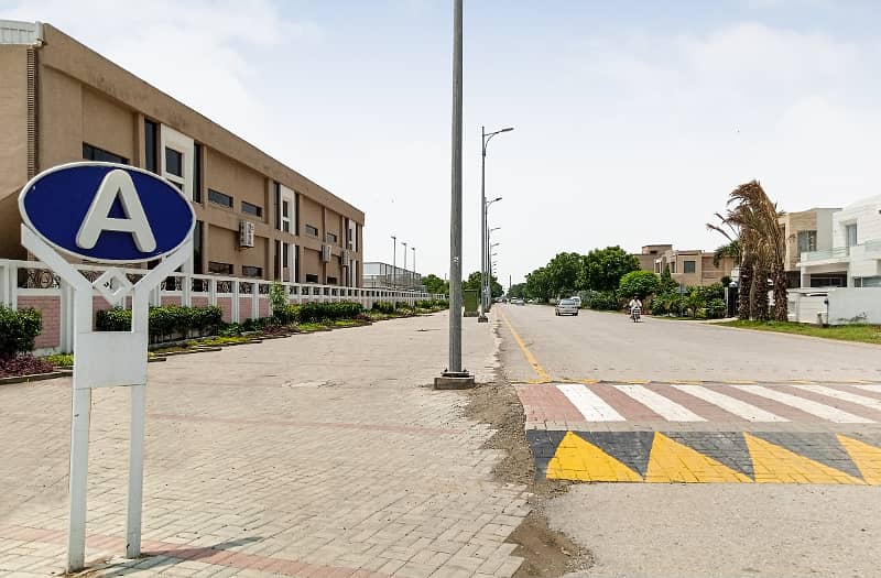 **Prime Location 1 Kanal Plot For Sale In Phase 6, DHA Lahore** 3