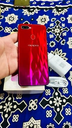 Oppo F9 Pro With Box and Charger