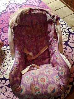 baby carrycot new with stand