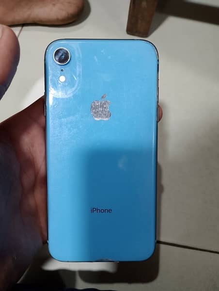 iPhone XR 5