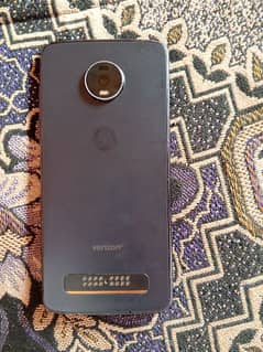 moto Z4 4/128 good condition