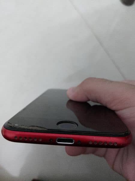 Iphone 8 Red Edition 4