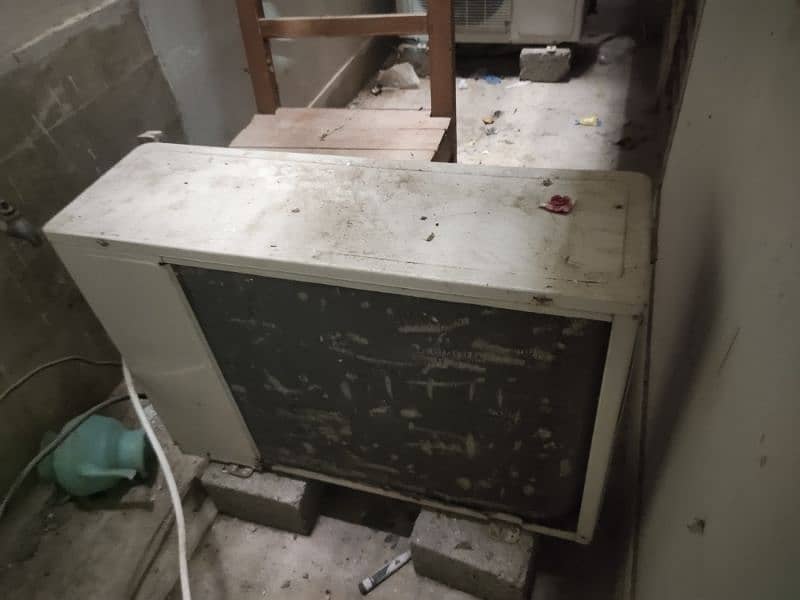 1 Ton used Haier AC  for Sale 4