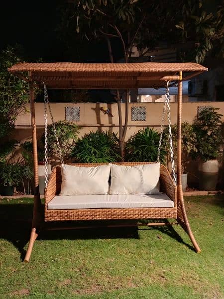 Brand New Outdoor Rattan Swing Available With Fast Home Delivery 3