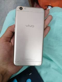 vivo y66 with out box charger all ok 4/64