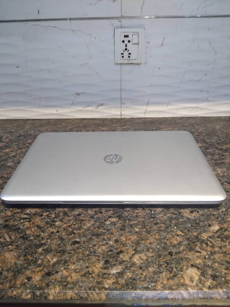 HP Laptop 0