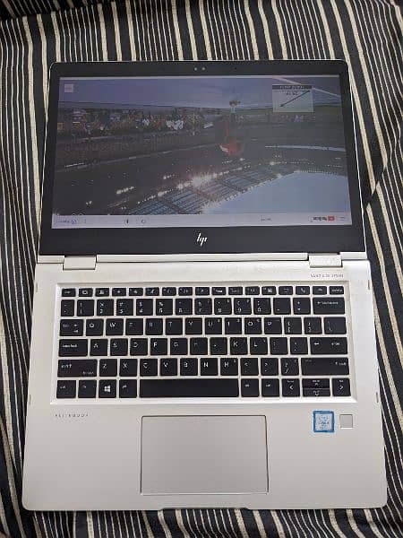 HP Elitebook 1030 G2 x360 1