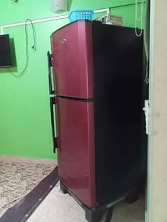 selling my Haier refrigerator in low price 0