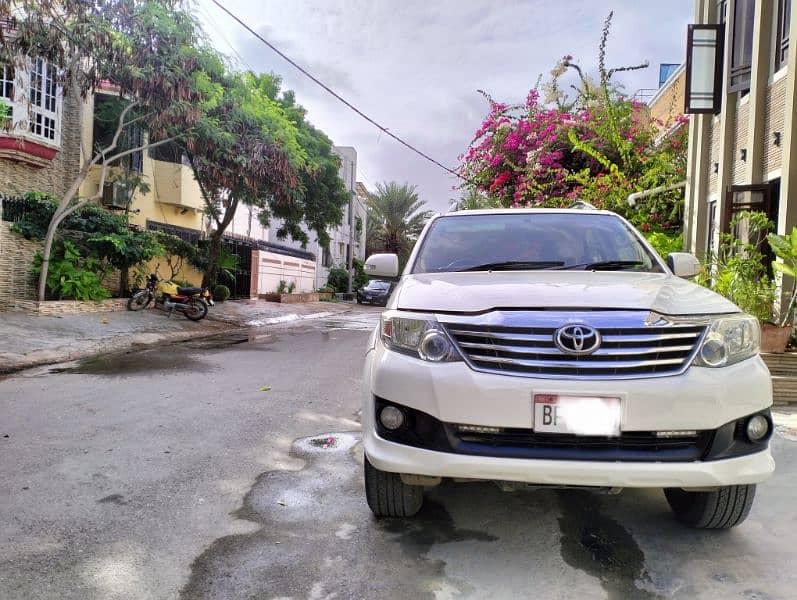 Toyota Fortuner 2014 1