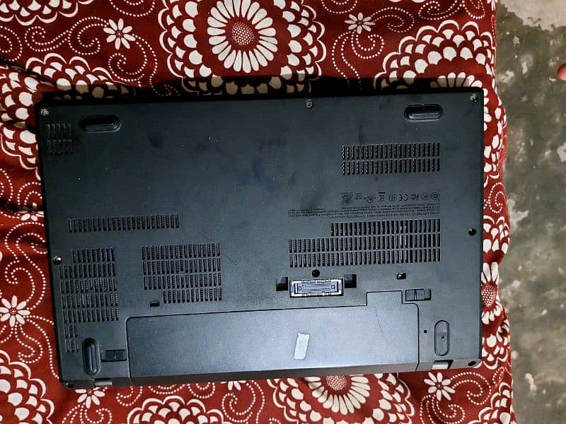 Lenovo I5 7th gen 10/10 condition 1