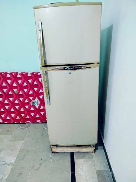 WAVES REFRIGERATOR FOR SALE 0