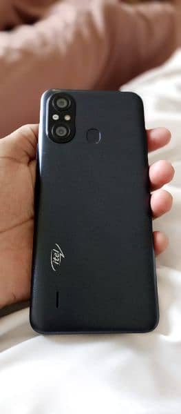 itel mobile phone brand new condition 2