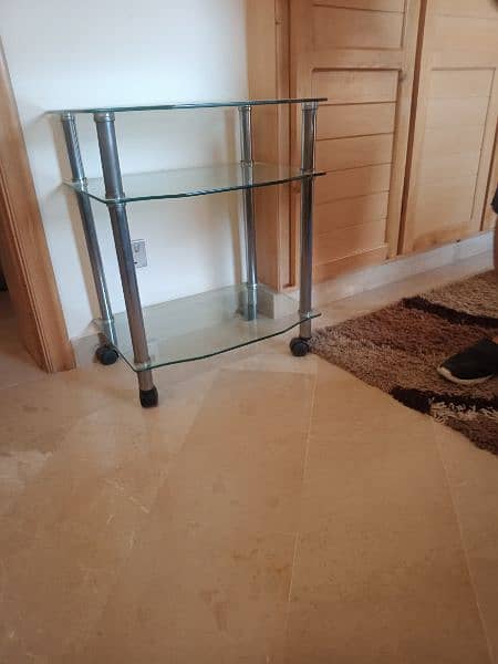 Tv trolley excellent condition as good as new 0