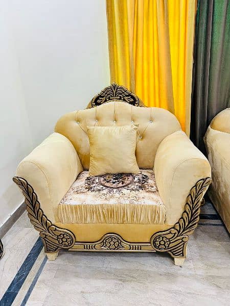 3 seater taj sofa 1