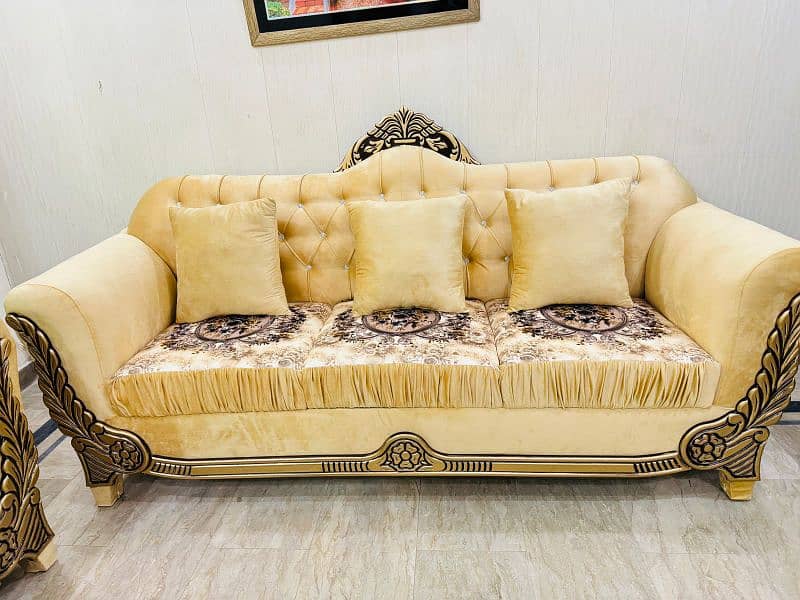 3 seater taj sofa 3