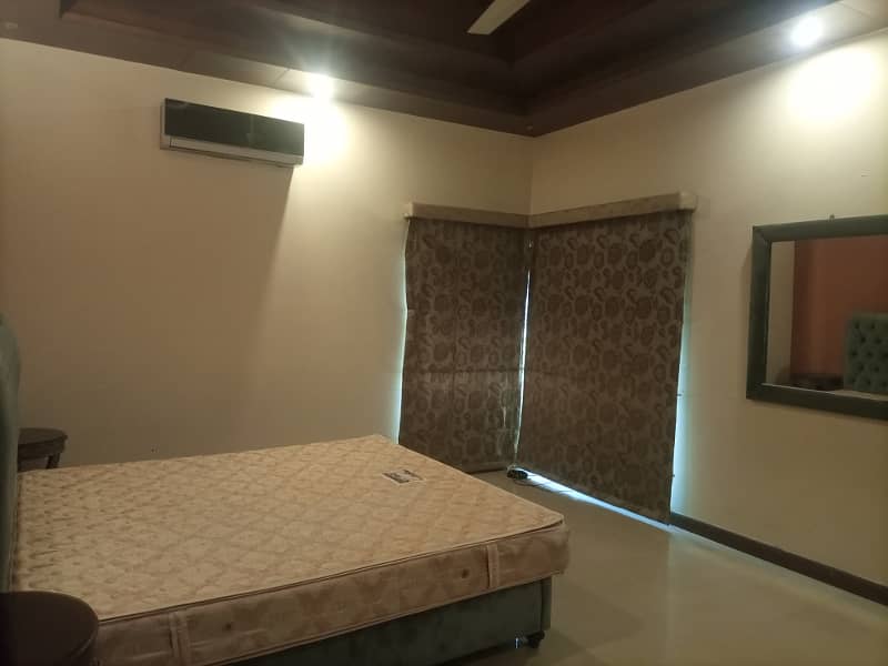 Fully Furnished Luxury 1 Bedroom Available For Rent In DHA PHASE 5 5