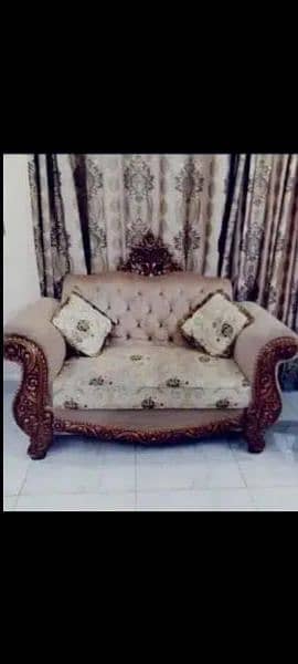 Beautiful Sofa 0