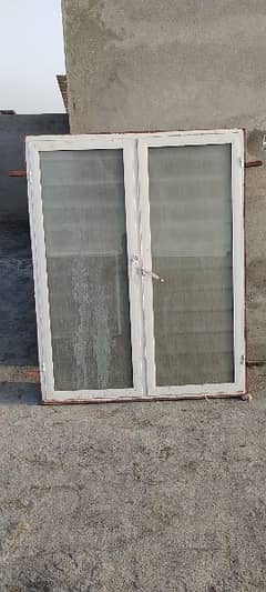 window, iron, with 5mm glass, 4' wide 5' hight