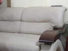 7 seater sofa set in Good Condition