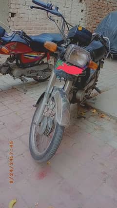 Honda CD70 black colour