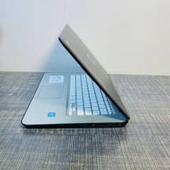 CHROMEBOOK 4GB RAM /128 GB MEMORY