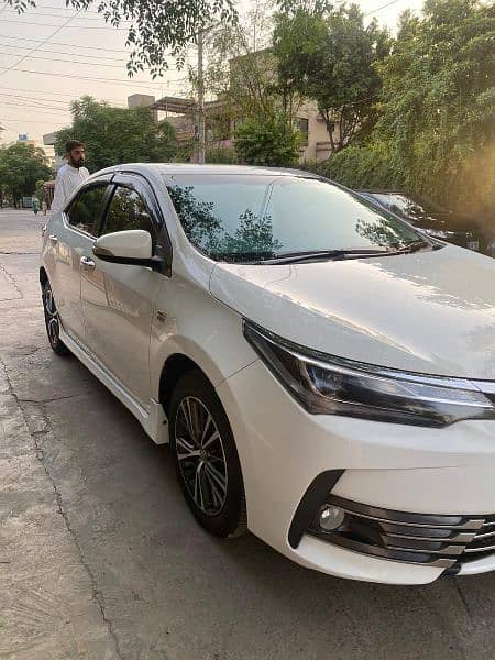 Toyota Altis Grande 2018 Total Geniune 1