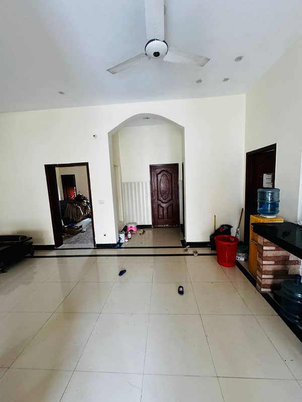 12 Marla Upper portion With separate Gate Available For Rent 2