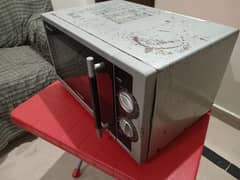 Saudia arabia imported dawlance microwave oven