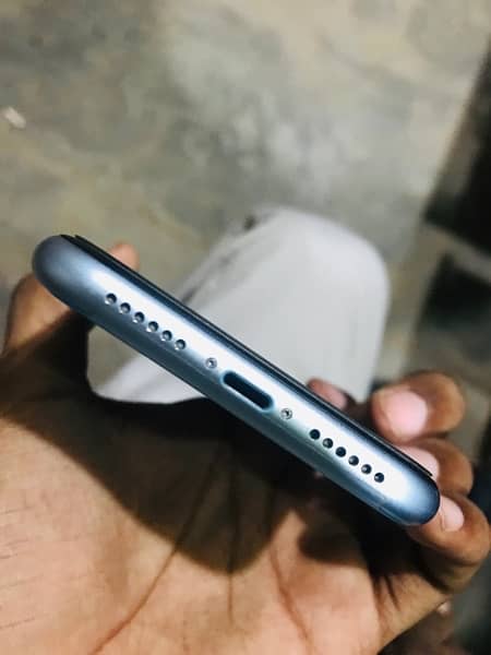 IPHONE XR 128GB No pta 3