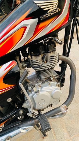 Honda CG 125 2022 genuine karachi 5