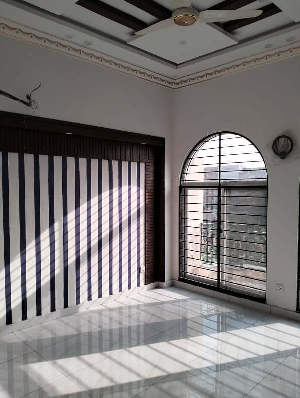 10 Marla Modern Villa For Rent In Dha Phase 4 Near MacDonald 1