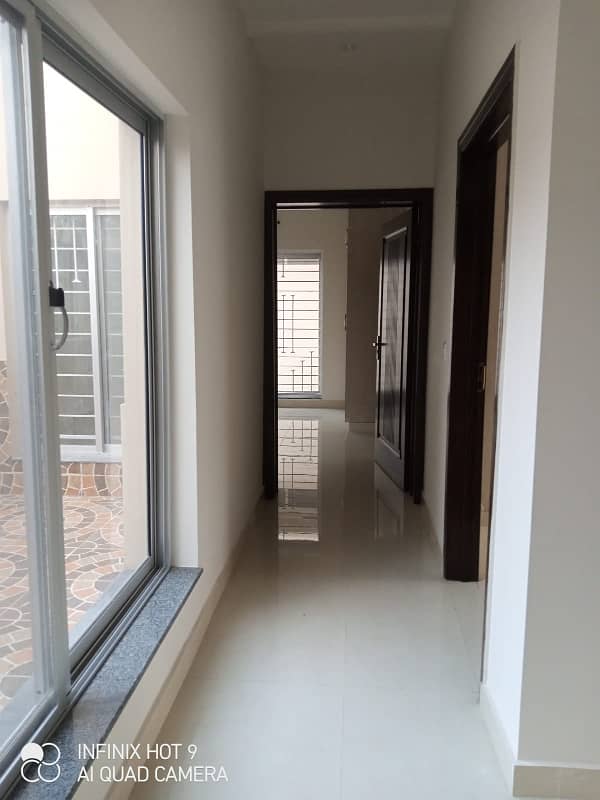 10 Marla Modern Villa For Rent In Dha Phase 4 Near MacDonald 27