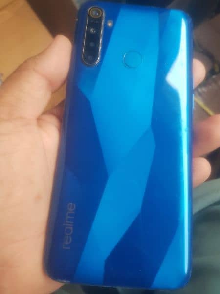 Realme 5 4rem  64 rom 3