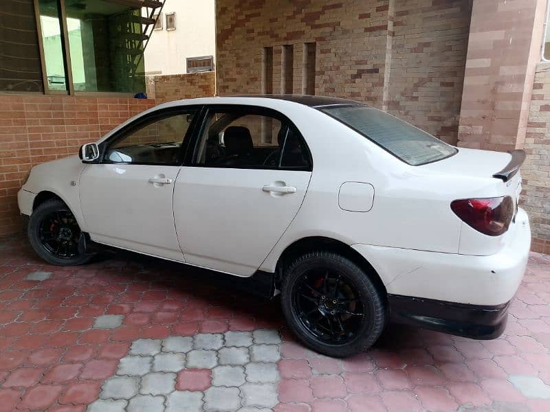 Toyota Corolla Altis 2005 12