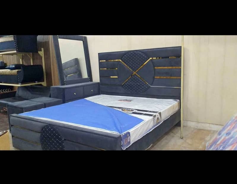 Velvet poshish bed / bedset / double bed / king size bed / 9