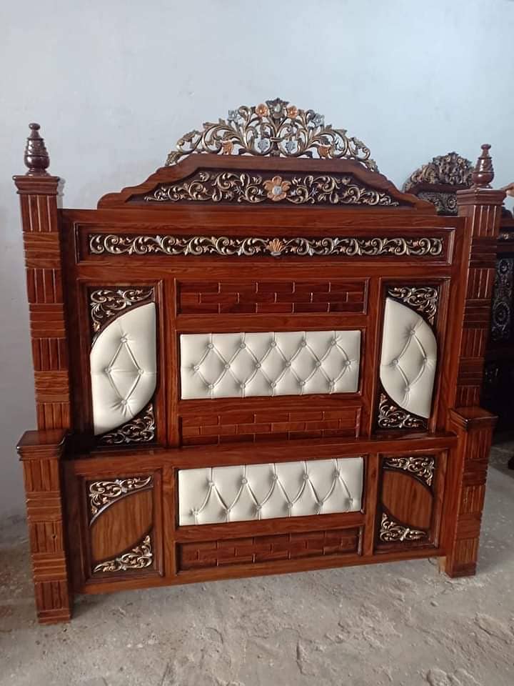 Velvet poshish bed / bedset / double bed / king size bed / 12