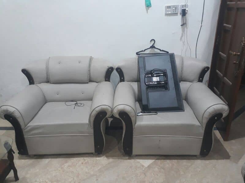 leather sofa 2