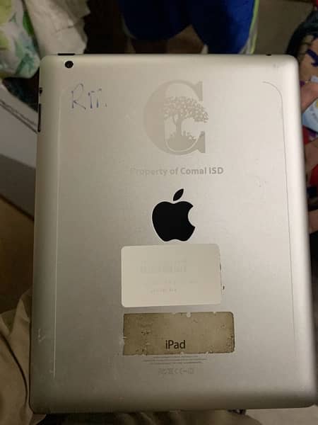 iPad good condition no open no repair 1